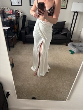 V. Chapman White High-Slit Maxi Skirt